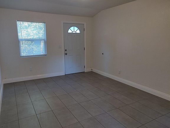 4th image of 480 W 18th St APT 3