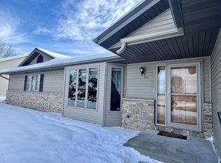 314 Forest St, Fox Lake, WI 53933