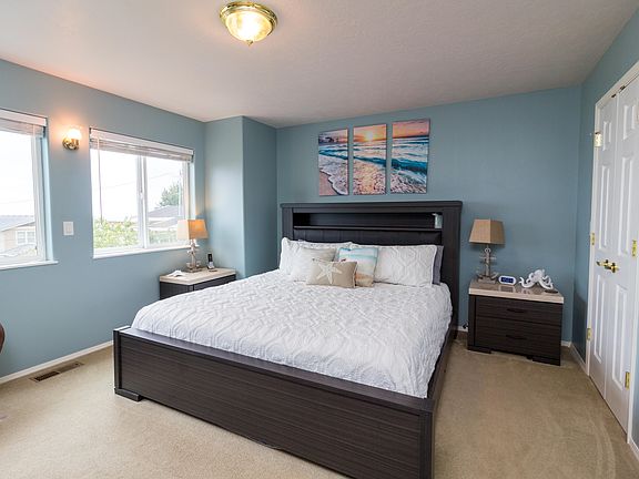 5th image of 6526 NE Neptune Dr