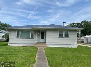 2112 Kirkwood St, Burlington, IA 52601