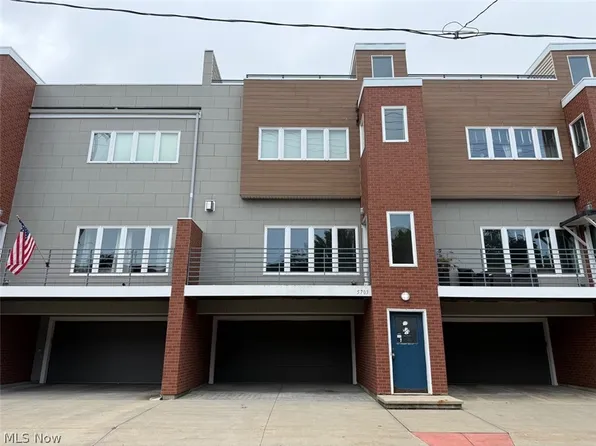 5703 Bridge Ave, Cleveland, OH 44102