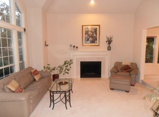 24011 SE 39th Ct, Issaquah, WA 98029