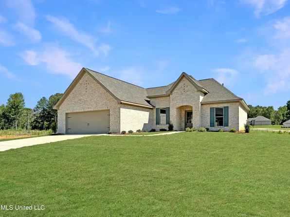 767 Magnolia Point Cir, Pearl, MS 39208