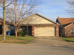 865 Revere Run Dr, Lexington, KY 40509