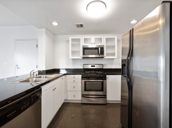 1311 W 5th St APT 210