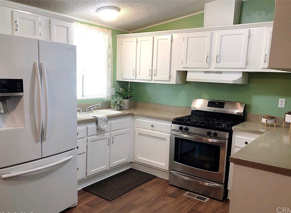 1st image of 17377 Valley Blvd Space 17
