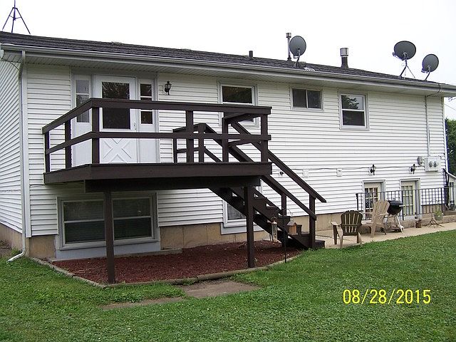 2nd image of 211 Madison St