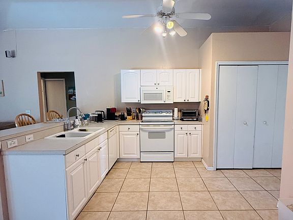 5th image of 333 37th Ave NW