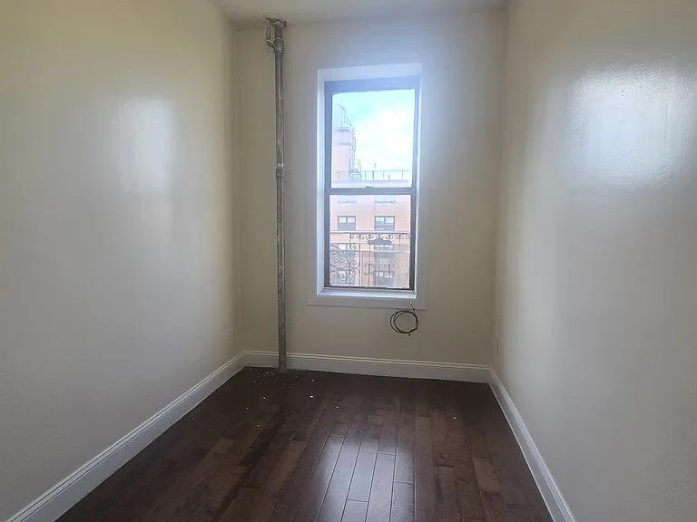 1469 5th Ave #27 — Photo 8