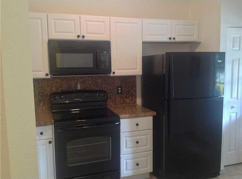 1st image of 7822 Catalina Cir