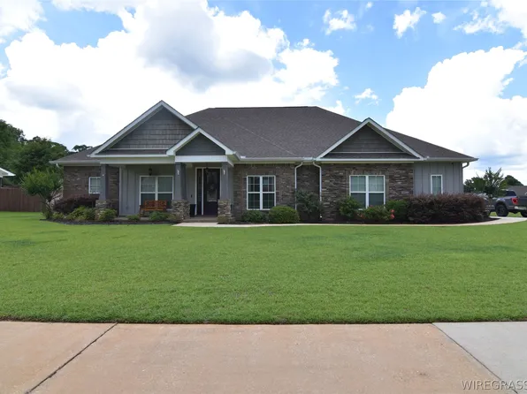 117 Frisco Ln, Enterprise, AL 36330