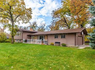 904 Martin Dr, West Fargo, ND 58078