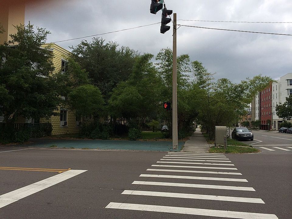 2nd image of 570 3rd Ave S