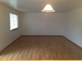 1196 Colonial Ave NE, Salem, OR 97301