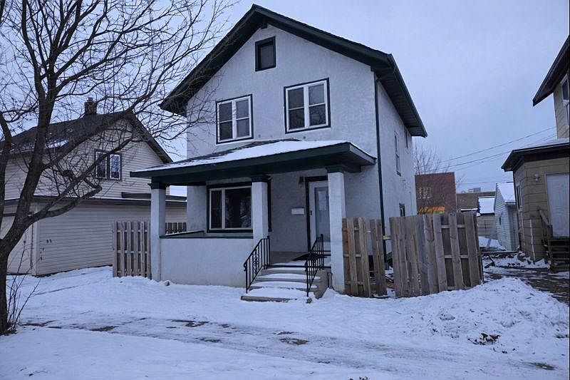 2nd image of 5708 Wadena St