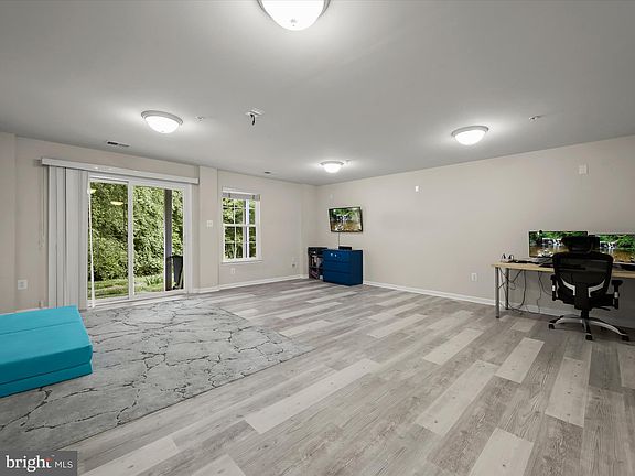 5th image of 7266 Dorchester Woods Ln