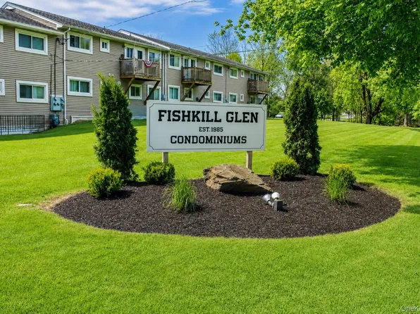 5 Fishkill Glen Dr Unit B, Fishkill, NY 12524