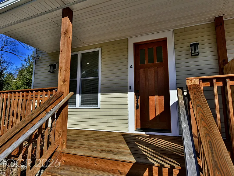 127 Pine St — Photo 6