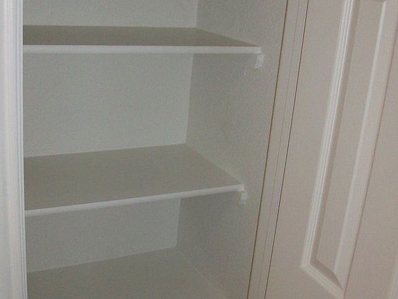 5th image of 4912 Heather Ln APT B