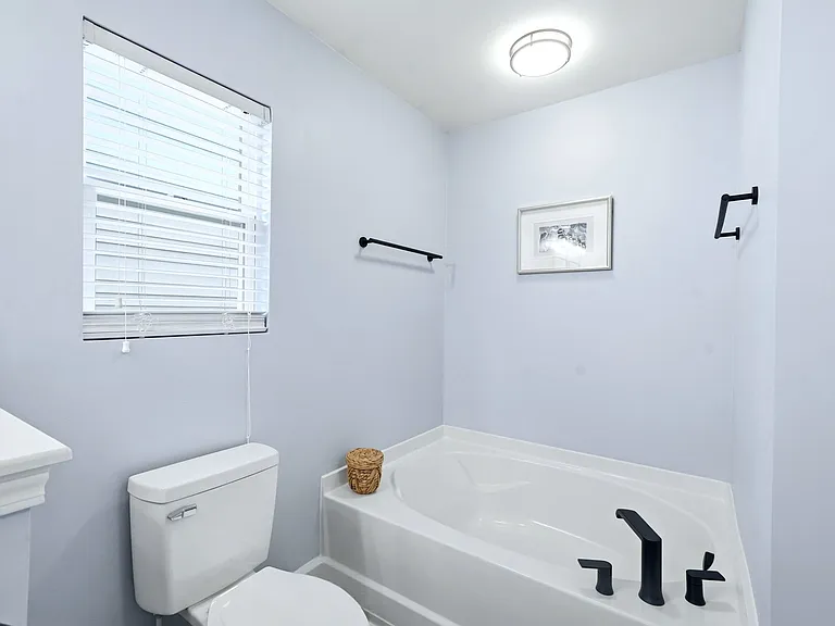 1002 Mearn Rd — Photo 22