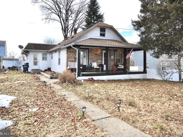 433 Walnut Ave, Trevose, PA 19053