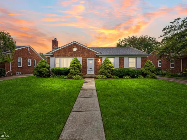 1023 Somerset Ave, Grosse Pointe Park, MI 48230