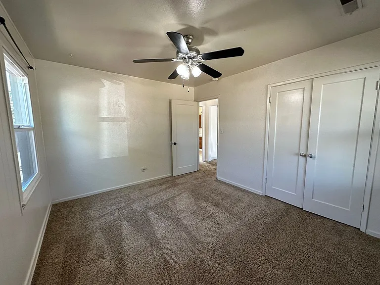1750 Lois Way — Photo 10
