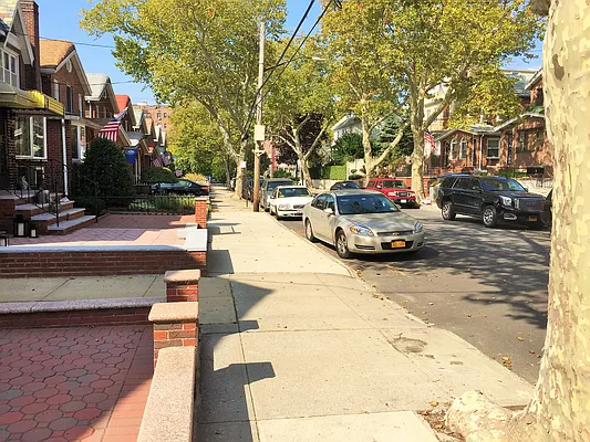 Rented by Remax Real Estate Professionals | media 23