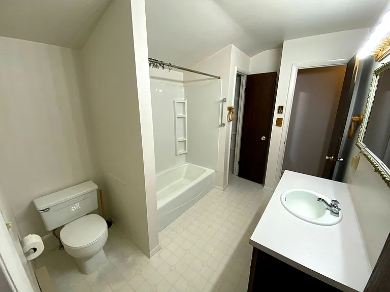 2110 Prairie Rd — Photo 26