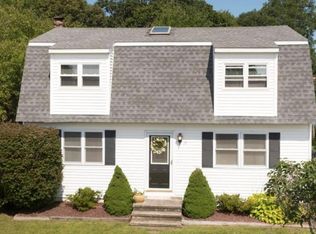 17 Saundra Dr, Westerly, RI 02891