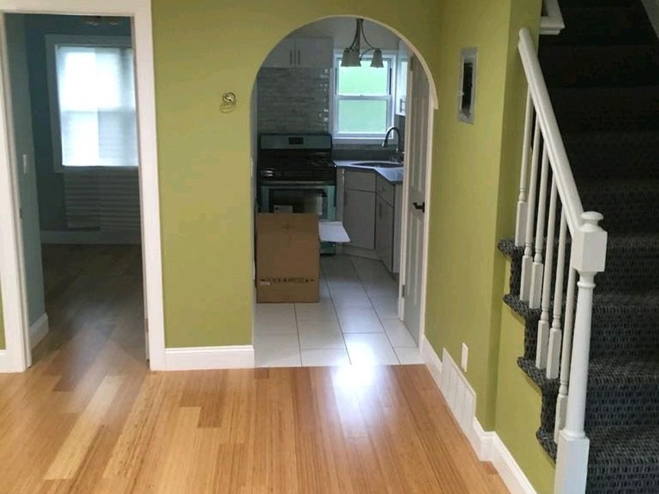 1st image of 1281 E 223rd Street