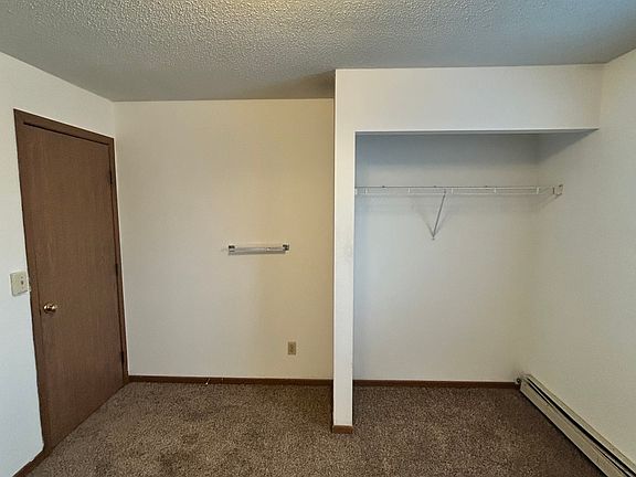 4th image of 720 7th Ave S #302