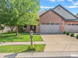 2212A Charlack Ave, Springfield, IL 62704