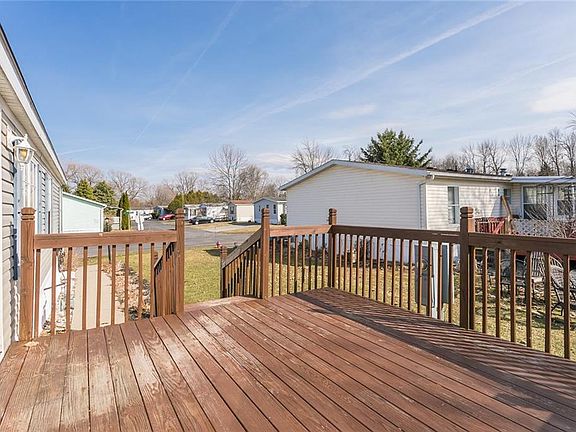3rd image of 246 White Spruce Ln