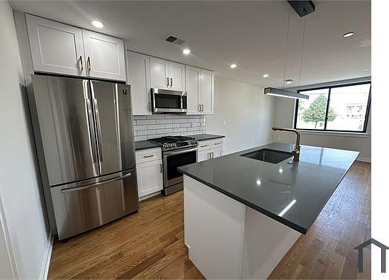 3rd image of 2636 Belgrade St APT 306