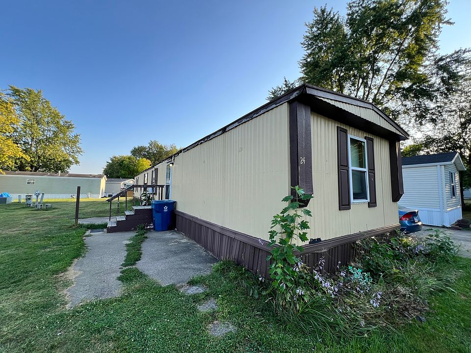 1st image of 300 E Spencer St #24