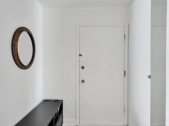 4th image of 5700 Circle Dr APT 202