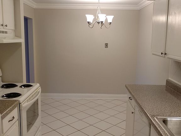 5th image of 144 W Park Ave APT 102