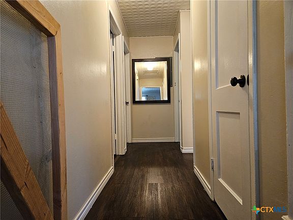 3rd image of 1203 Rev R A Abercrombie Dr