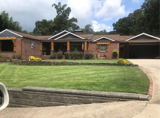 632 Dixon Dr, Gainesville, GA 30501