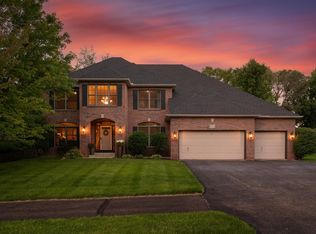 16078 Hawthorn Path, Lakeville, MN 55044