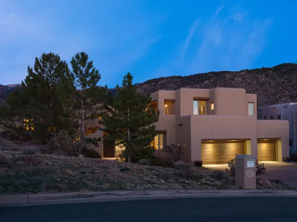 6016 Paper Flower Pl NE, Albuquerque, NM 87111
