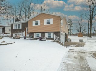 882 Piper Rd, Mansfield, OH 44905