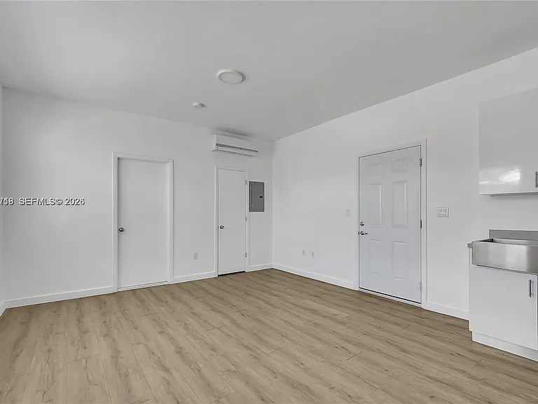 402 NW 12th Ave #213 — Photo 2