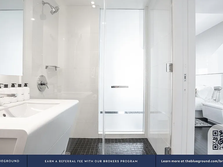 123 Washington St #29C — Photo 13