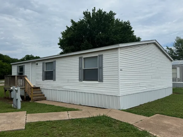 1824 S Chester St #135, Stillwater, OK 74074