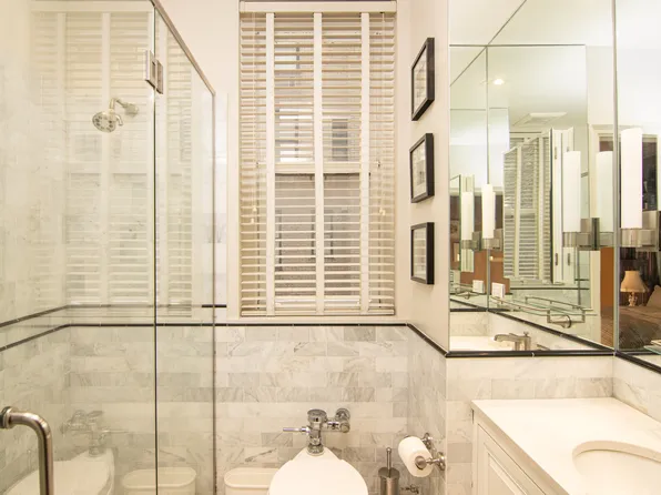 480 Park Avenue image 14 of 21