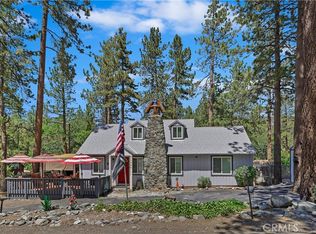 1046 Mockingbird Rd, Wrightwood, CA 92397
