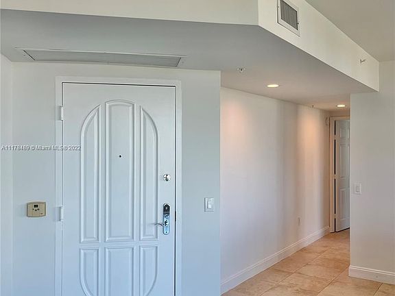2nd image of 3370 NE 190th St APT 902