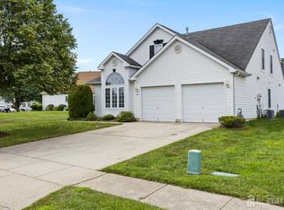 41 Dowing Ln, Jackson, NJ 08527